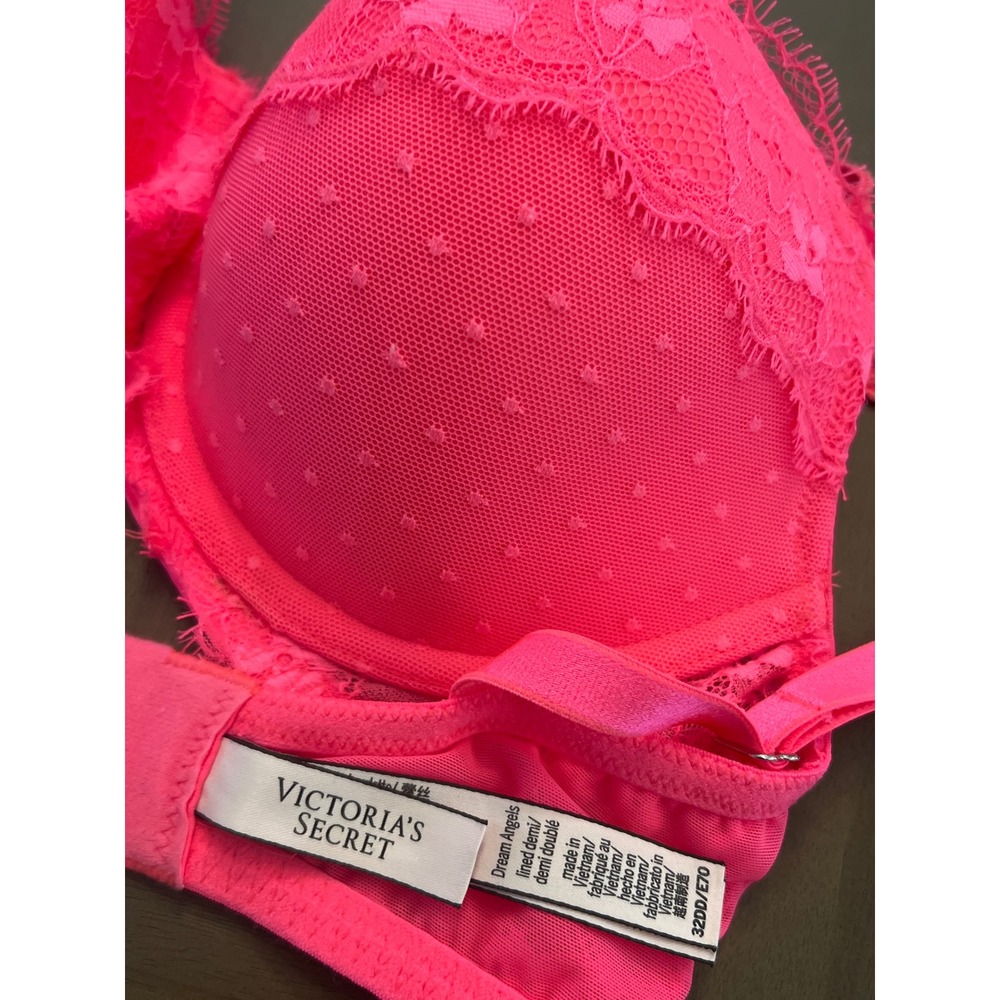 Victoria's Secret Dream Angels Lined Demi Bra Neon Pink Lace 32DD
